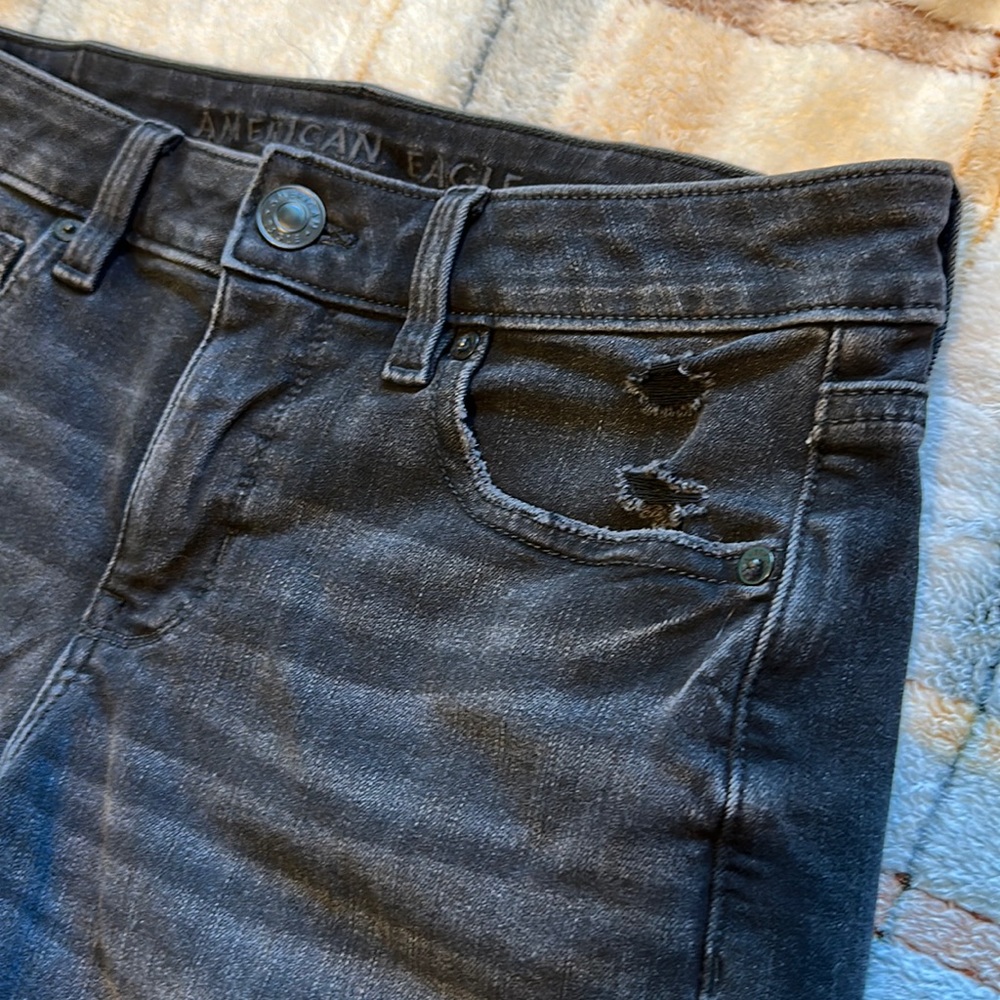 American Eagle High Rise Shorts - Picture 4 of 8